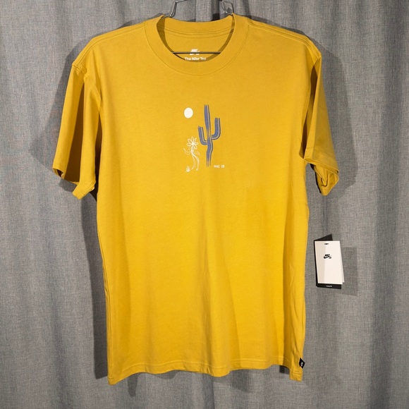 Nike SB Skate T-Shirt - Picture 1 of 5